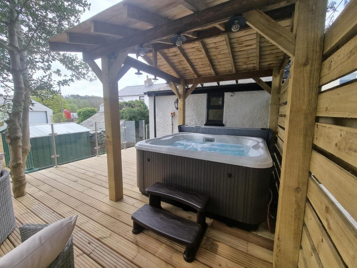 Luxurious Cottage With Hot Tub, Lake District Duddon Kültér fotó